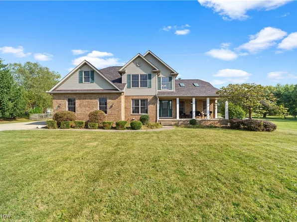 6815 Spring Glen Dr, Valley City, OH 44280