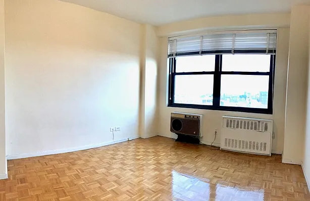 Rented by Zjama Realty Corp | media 3