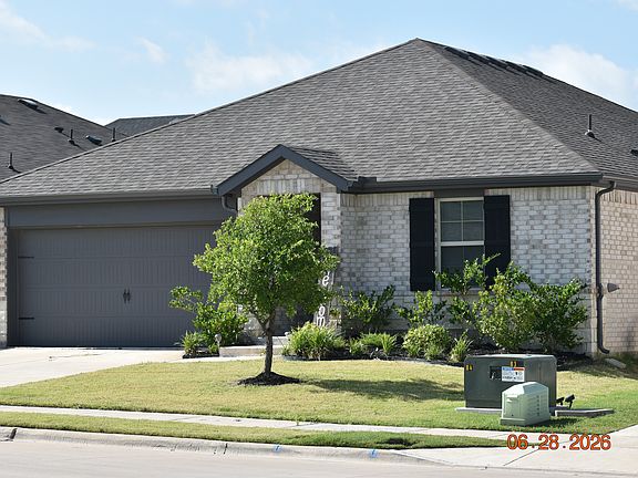 3rd image of 3321 Riverlawn Dr
