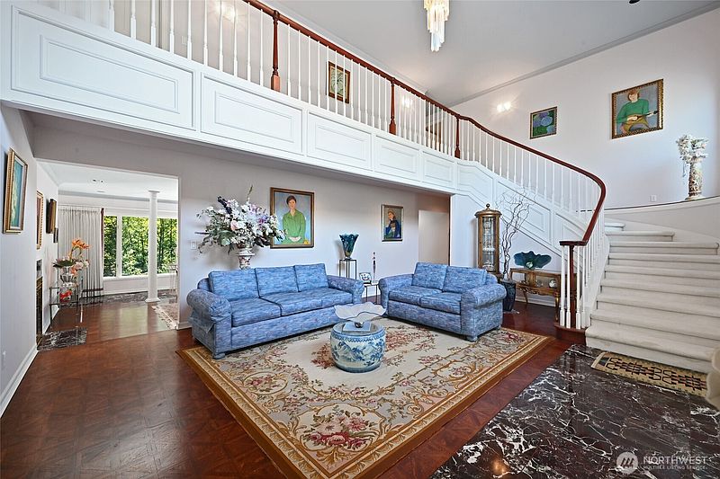2nd image of 8508 54TH Avenue NE