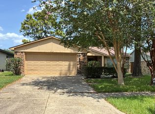 2715 Kingfisher Dr, Humble, TX 77396