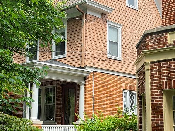 5th image of 822 Prospect Ave
