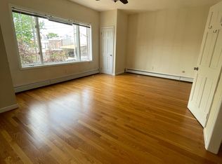 6813 76th St, Middle Village, NY 11379