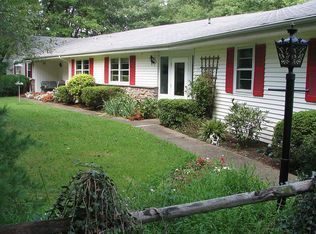 80 Oak Dr, Doylestown, PA 18901