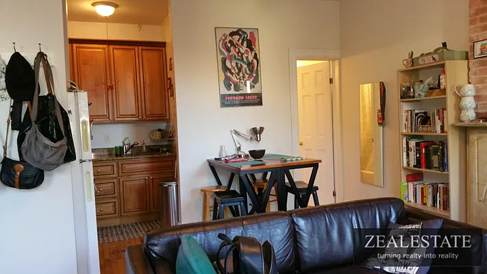 Rented by ZealEstate Group Inc | media 3
