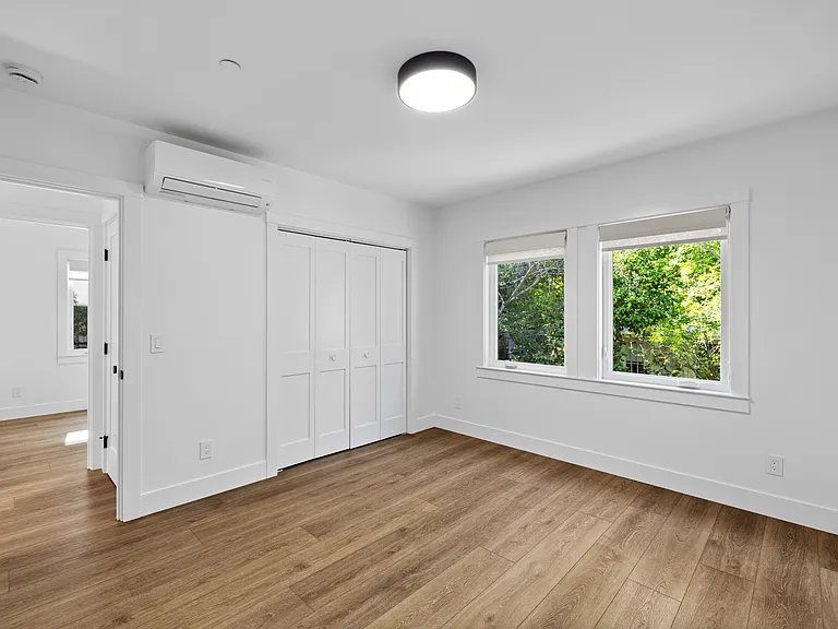 26A Mariposa Ave — Photo 21
