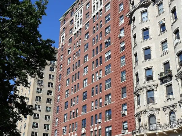 415 Central Park West 6B image 13 of 13