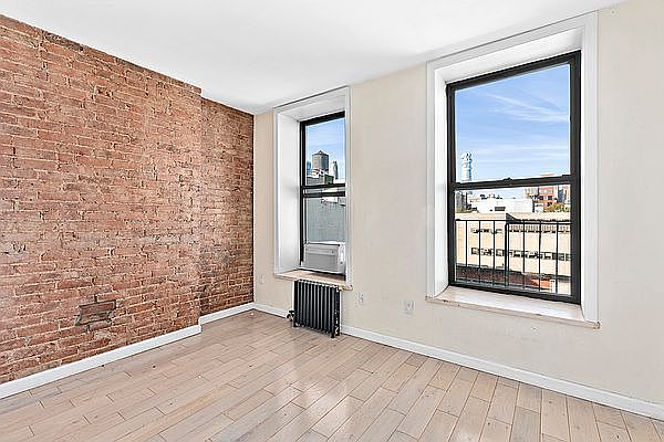 1st image of 46 Eldridge St APT 18