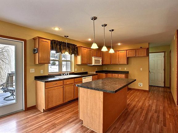 2nd image of 4206 Indian Springs Dr