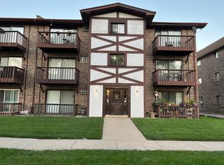 11805 S Karlov Ave APT 101, Alsip, IL 60803
