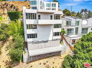 6396 Weidlake Dr, Los Angeles, CA 90068