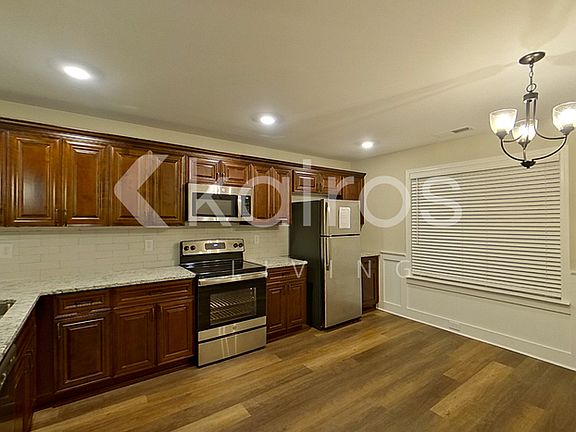 4th image of 112 Allentown Ct
