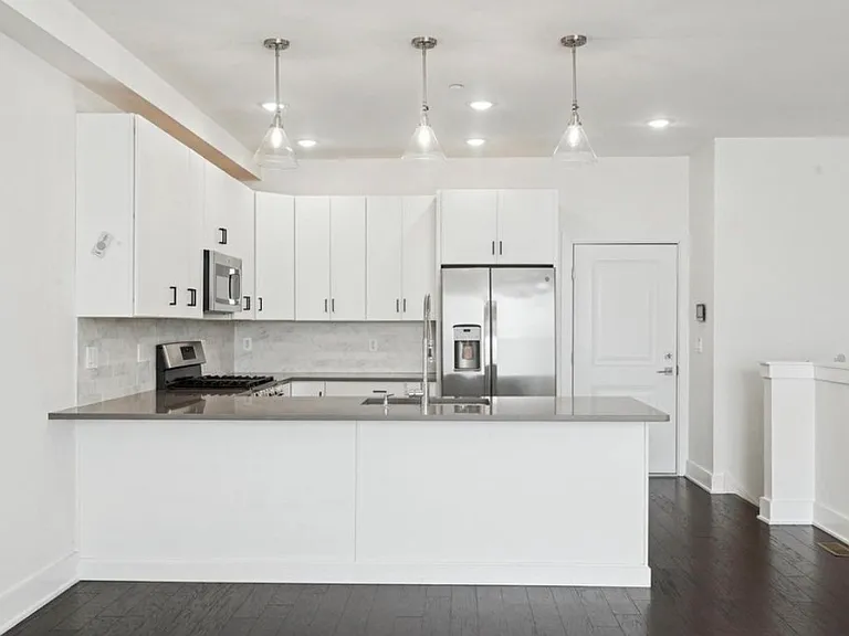 518 W Montgomery Ave #5 — Photo 4