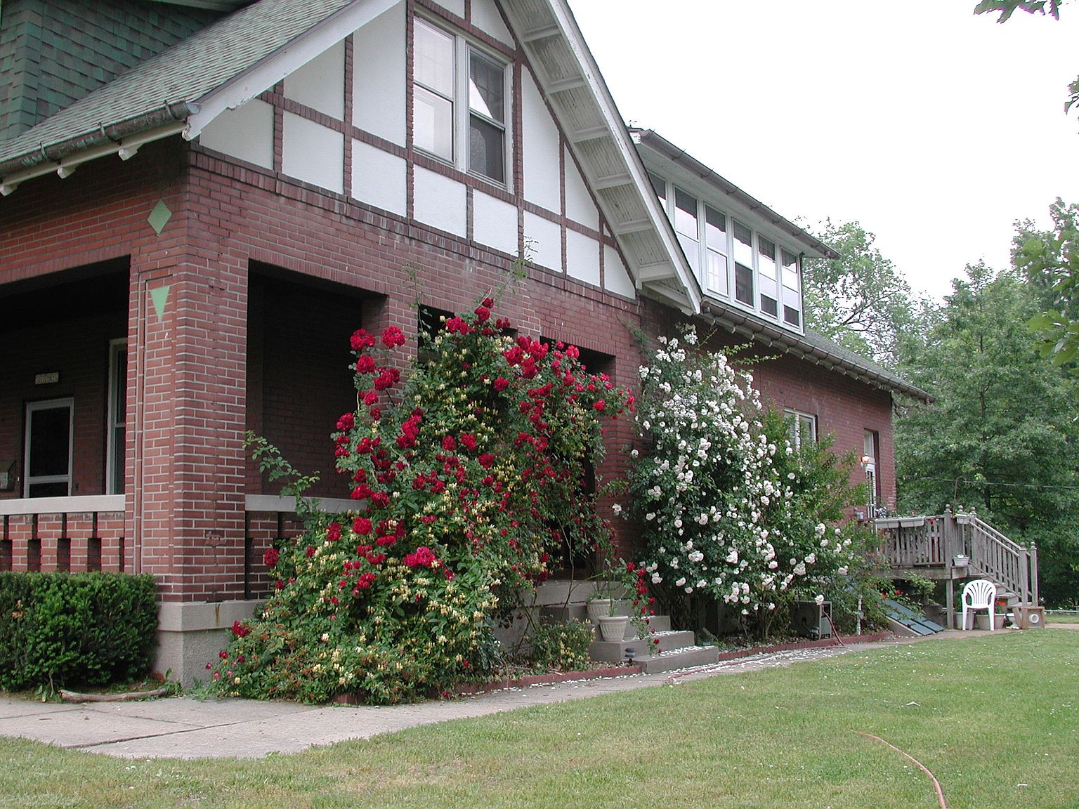 2795 Parker Rd, Florissant, MO 63033 | Zillow
