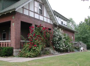 2795 Parker Rd, Florissant, MO 63033