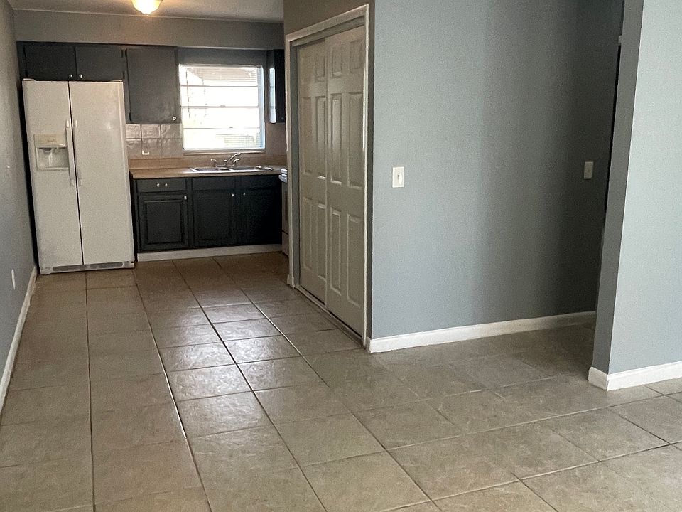 1st image of 8403 N 10th St APT B