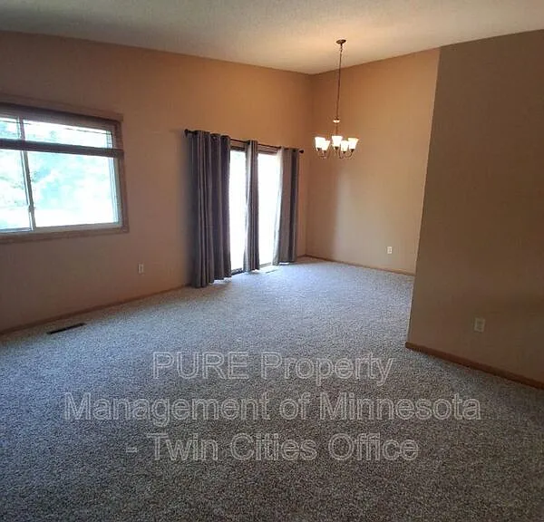 3299 Juliet Dr — Photo 5