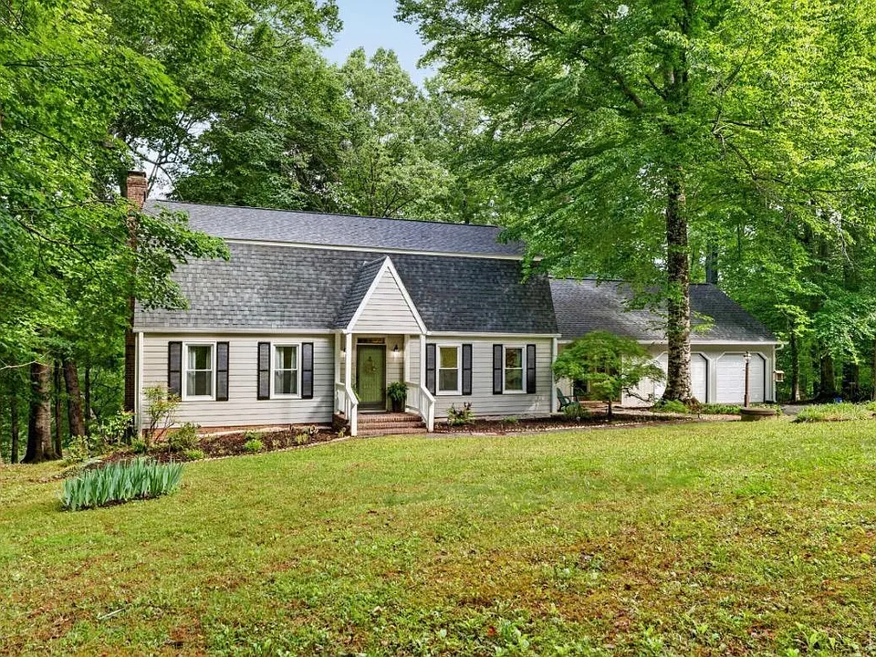 275 Fox Hill Rd