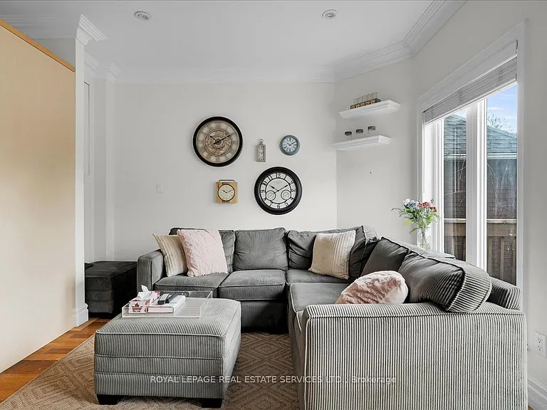 85 Bedford Park Ave — Photo 15