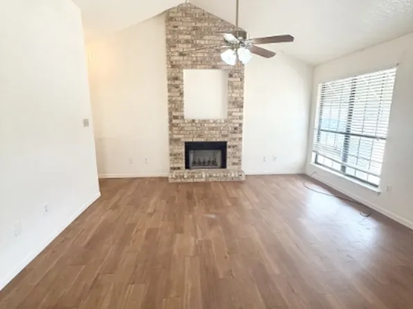 728 W San Antonio St #730-A, Lockhart, TX 78644