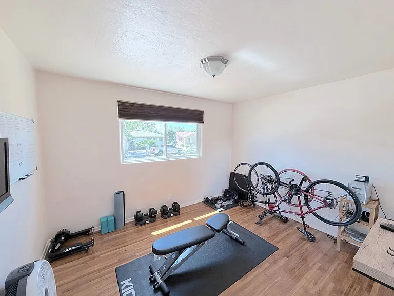 3200 California St NE — Photo 15