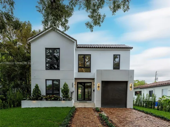 555 Catalonia Ave, Coral Gables, FL 33134