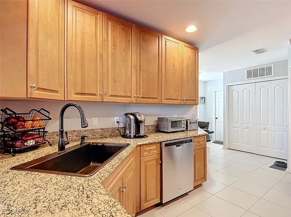 11971 Champions Green Way APT 501, Fort Myers, FL 33913