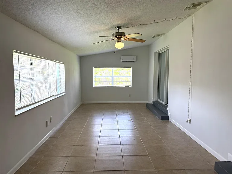 1115 Hernando St — Photo 14