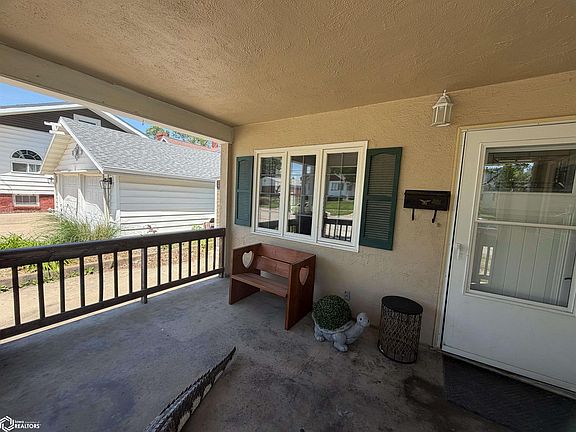 2nd image of 409 S 15th St