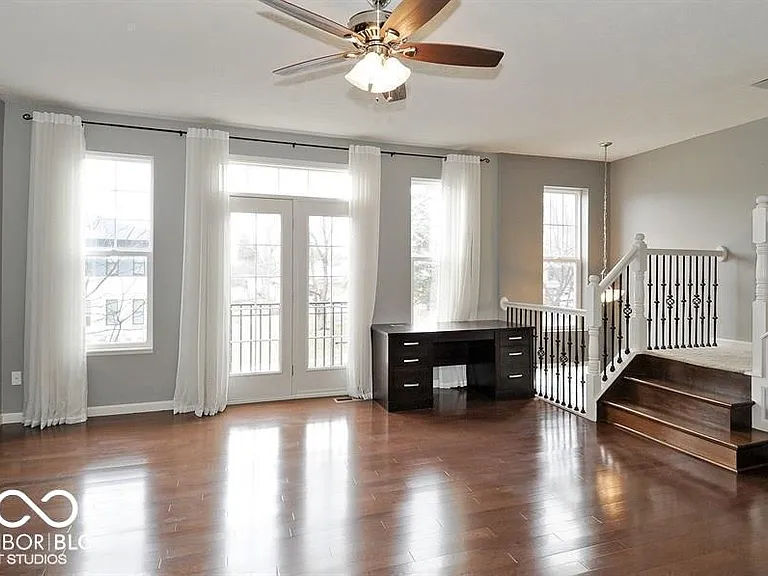 420 W Main St — Photo 10