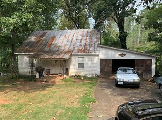 2391 Philpott Dr, Bassett, VA 24055