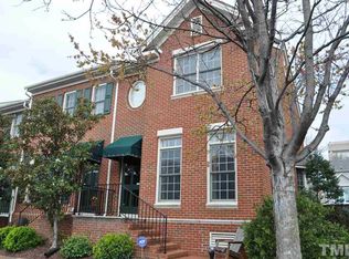 720 Parkham Ln, Raleigh, NC 27603