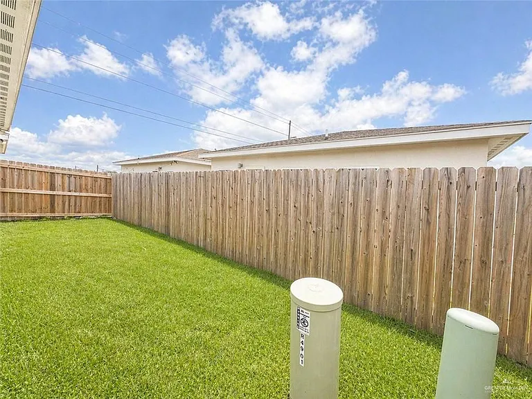 4901 N Winona Dr #3 — Photo 5