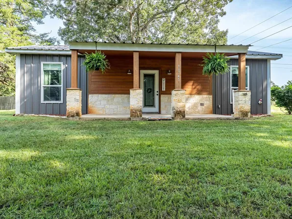 10745 State Highway 135 N, Troup, TX 75789