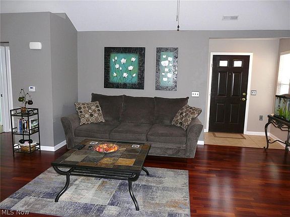 4th image of 1401 Newman Dr