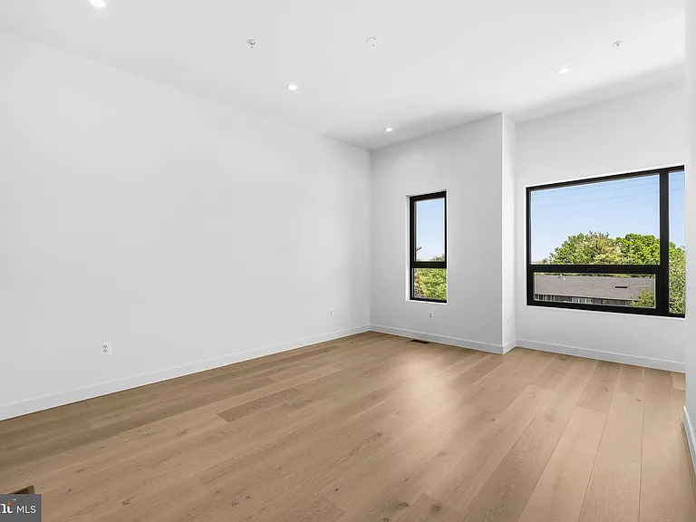 2532 Elvans Rd SE — Photo 47