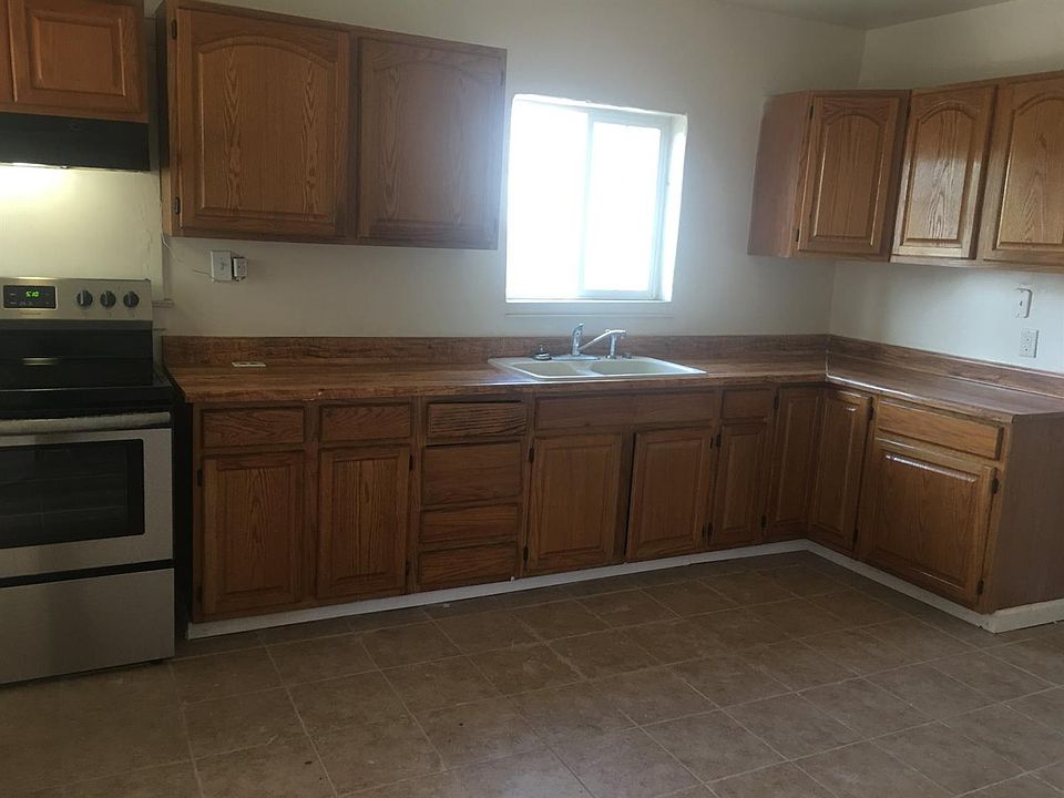 2nd image of 701 S 3rd St