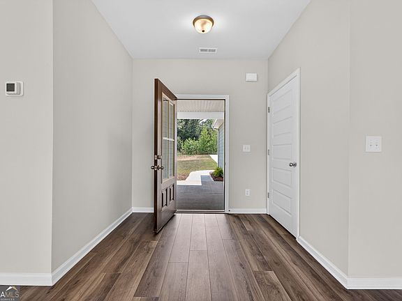 5th image of 403 Andrews Mill Rd