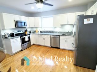 34 Robbins St FLOOR 2, Waltham, MA 02453