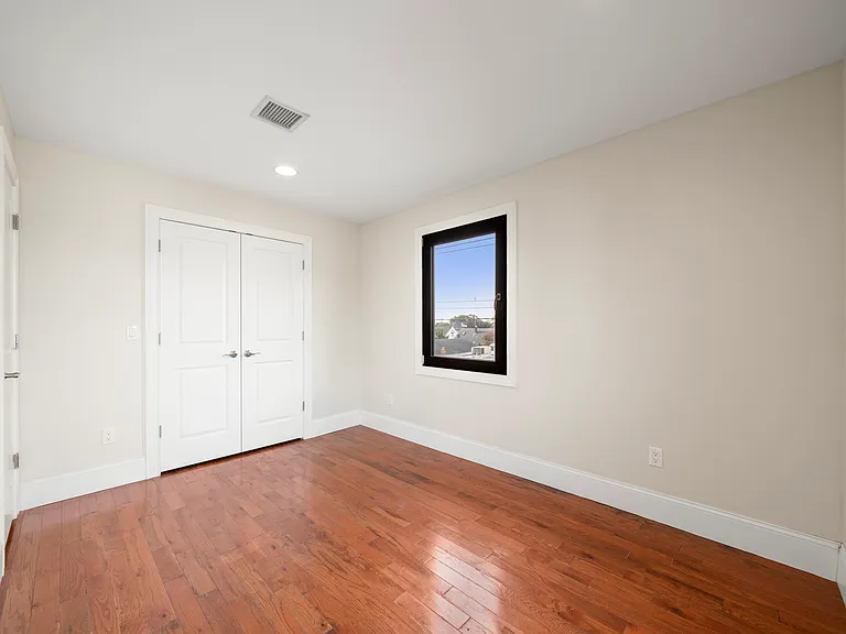 575 Hoboken Rd #9 — Photo 12