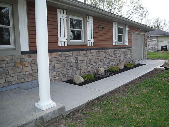 3rd image of 921 Beach Dr