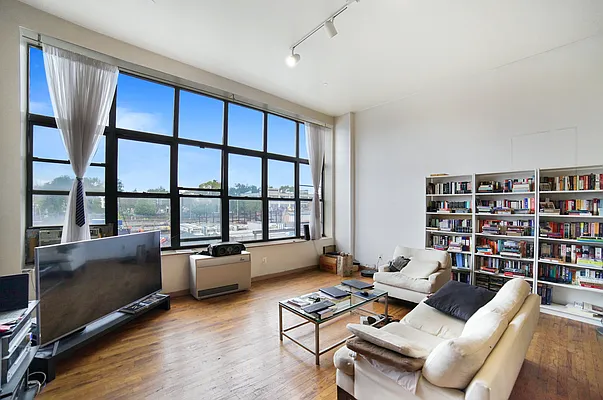 Rented by Bravado Real Estate LLC | media 21