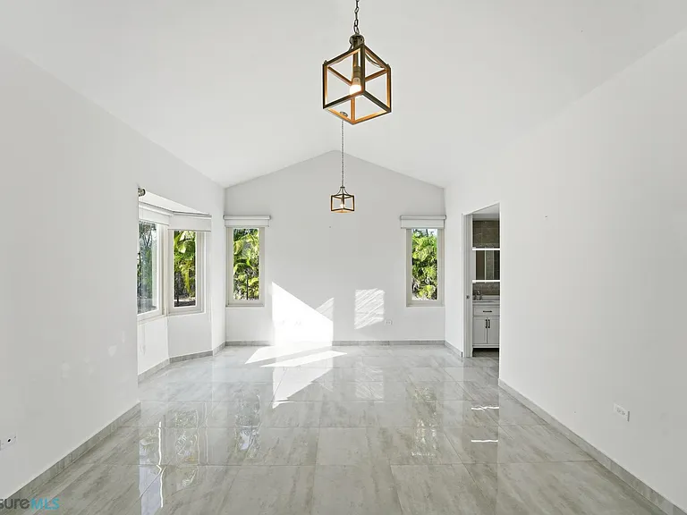209 Camino De Los Ausubus — Photo 17