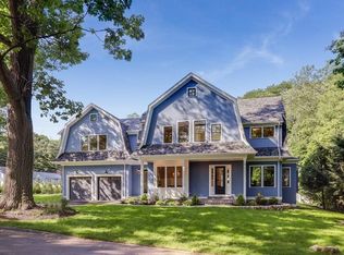 2 Woodcliffe Rd, Lexington, MA 02421