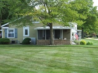 7732 Coachman Ln, Jenison, MI 49428