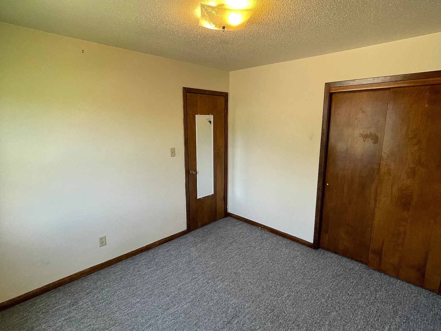 2 bed, $1,025 — Photo 4