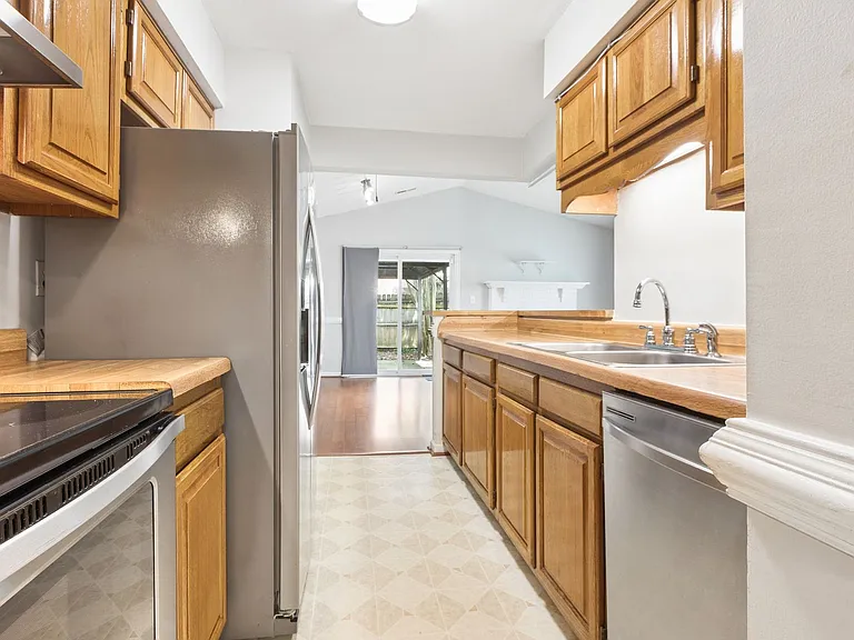 4800 Deming Ct — Photo 9