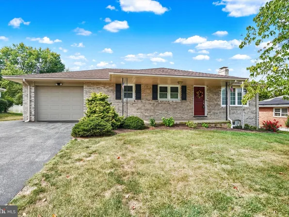 2154 Derry Rd, York, PA 17408