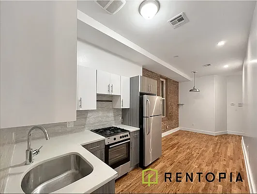 Rented by Rentopia | media 1