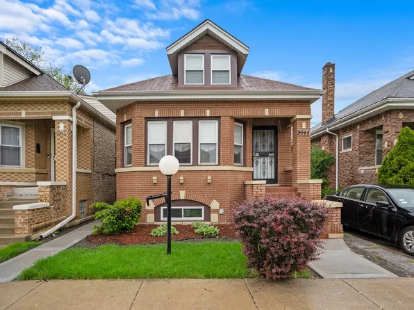 9944 S Sangamon St, Chicago, IL 60643